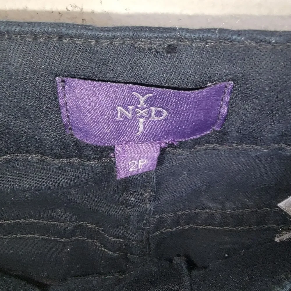 Nydj Clarissa Black Ankle denim jeans size 2P 2 Petite